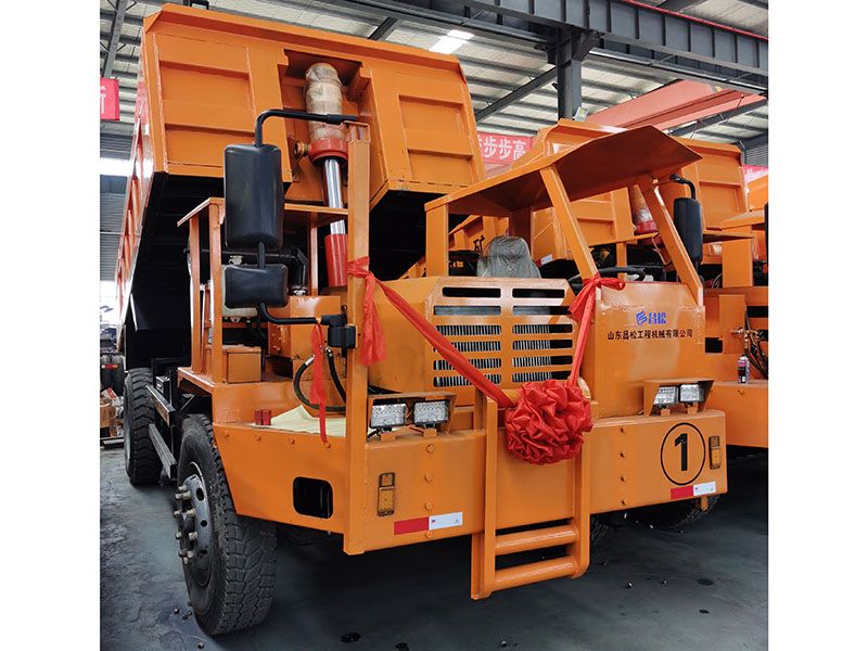 20噸礦用運(yùn)輸車(chē)